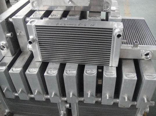 Kundengebundenes Aluminiumlamelle-Ölkühler-Universalitäts-Fahrzeug
